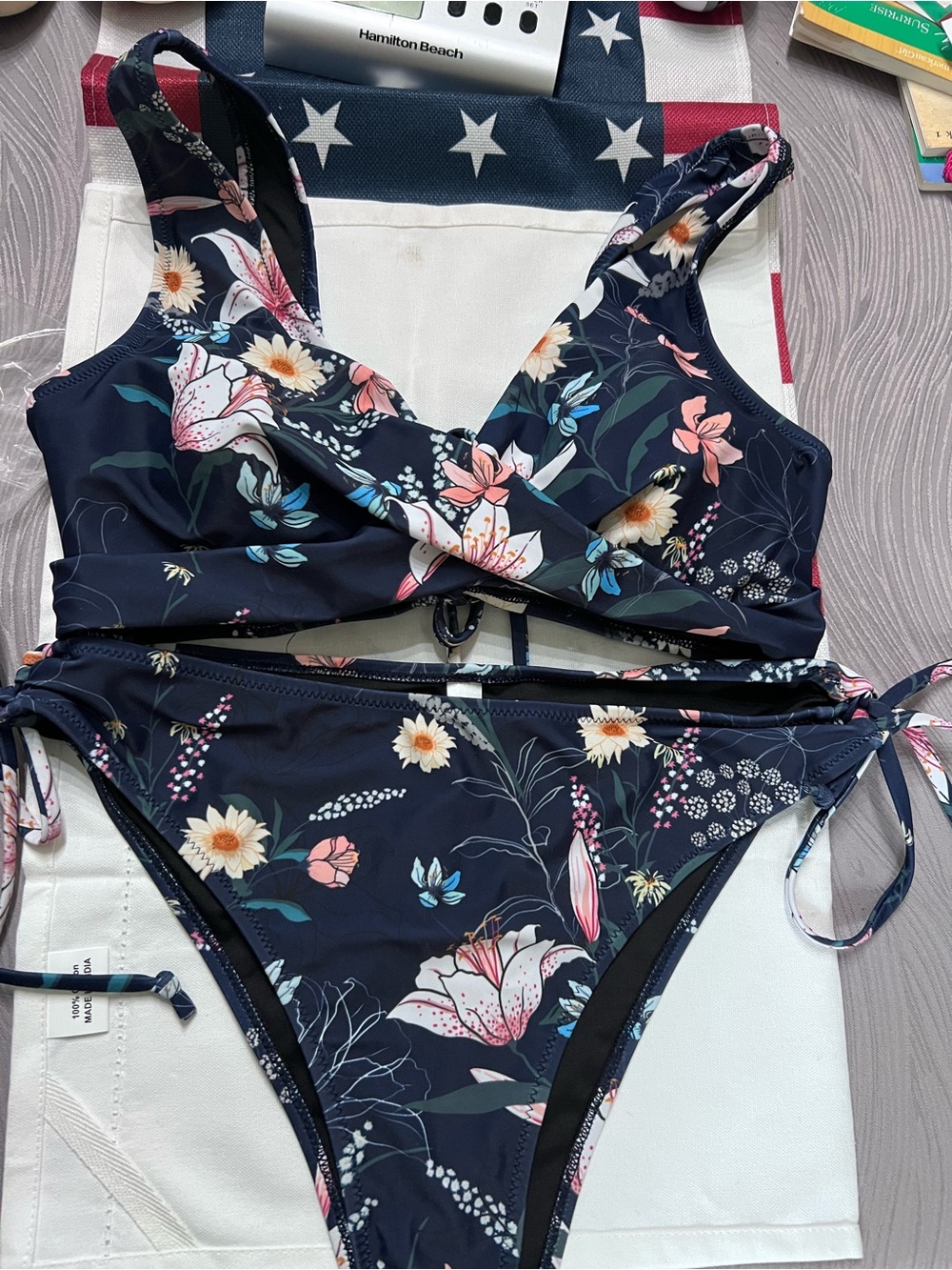 Beachsissi Bikini Swimsuit Large Navy Floral Twist Front Tie Side 2 Piece